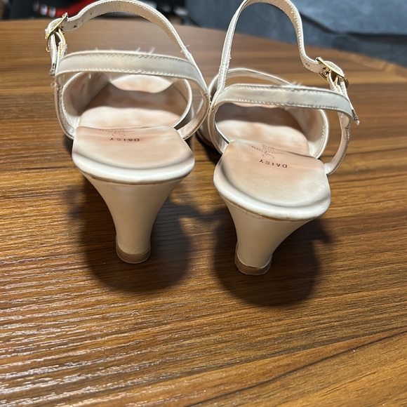 *SOLD* Vintage Amalfi heels, size 7 1/2 - Picture 3 of 5